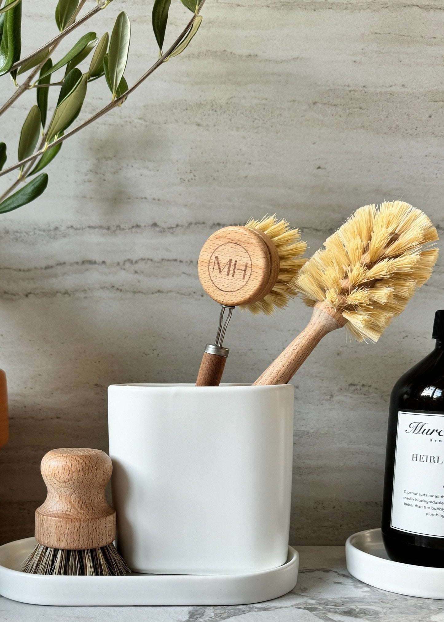 Deco Oval Brush Caddy